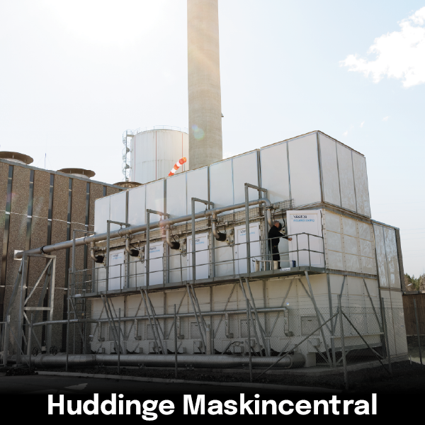 Totalentreprenad ABT06 under 2017–2019. ”Fjärrkyla” med leverans och installation av 1 st vätskekylaggregat och 1 st kyltorn (5 moduler), inklusive styr och övervakning. ❯ Kyleffekt ca 1 x 5 000 kW ❯ 1 st vätskekylaggregat, fabrikat Trane typ två stegsturbin, köldmedium R1233zd ❯ 1 st kyltorn, fabrikat Vestas